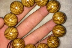 金丝楠木手串的意义